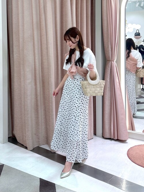 La boutique BonBon officialkarenlabonさんのスカートを使った La boutique BonBon officialkarenlabonさんのスカートを使った