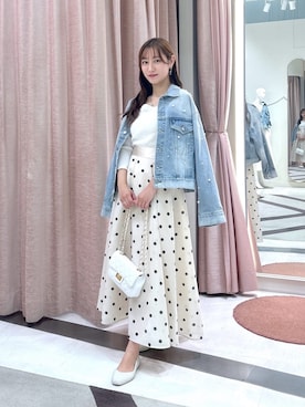 「アイテム（デニムジャケット）」を使った、karenlabonさん（レディース・159cm）の秋コーディネート