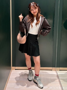 「LACOSTE（ラコステ）のアイテム」を使った、makiさん（レディース・162cm）の秋コーディネート