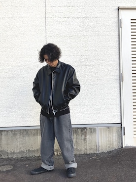 「アイテム（ライダースジャケット）」を使った、力也さん（メンズ・161cm）の秋コーディネート