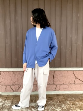 「ITEMS URBANRESEARCH（アイテムズ アーバンリサーチ）のUVカット梨地カーディガン+刺繍Tシャツセット(楽着シリーズ)（カーディガン/ボレロ、ブルー系）」を使った、力也さん（メンズ・161cm）の春コーディネート