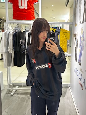 「URBAN RESEARCH（アーバンリサーチ）のLOTTO　MUTED ST LONG-SLEEVE GAME SHIRTS（Tシャツ/カットソー、ブラック系）」を使った、ゆめさん（レディース・148cm）の夏コーディネート