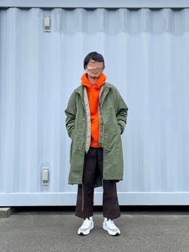 パーカー オレンジ系 を使った チノパン のメンズ人気ファッションコーディネート Wear
