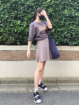 「NIKE（ナイキ）のナイキ NIKE ウィメンズ キャニオン サンダル（サンダル、ブラック系）」を使った、Kurumi🦔さん（レディース・160cm）の夏コーディネート