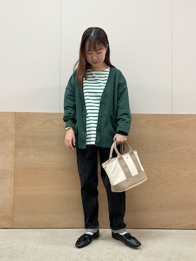 「Samansa Mos2 blue」｜「アイテム（その他シューズ）」を使った、カリンさん（レディース・149cm）の秋コーディネート