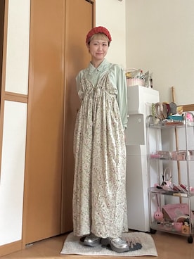 「kaorinomori（カオリノモリ）のアイテム（ヘアバンド、オレンジ系）」を使った、ゆきなさん（レディース・154cm）の春コーディネート