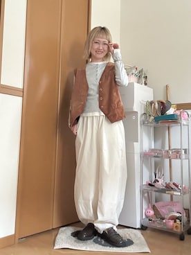 「studio CLIP（スタディオクリップ）の《days》イージーカーブパンツ[プチ・プラスサイズあり]（その他パンツ、ベージュ系）」を使った、ゆきなさん（レディース・154cm）の春コーディネート