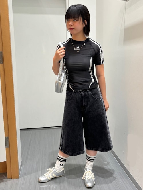 adidas パンツ アディカラー デニム ファイヤーバードショーツ