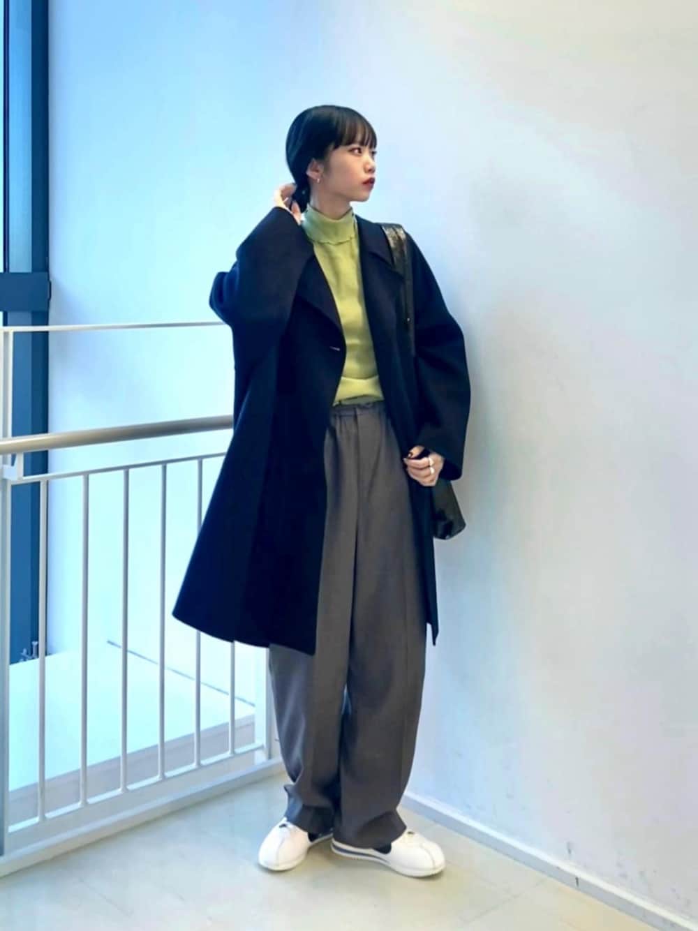 リバー ポンチョコート 23FWを使った人気ファッションコーディネート