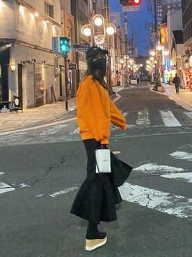 「アイテム（その他トップス）」を使った、和田瞳さん（レディース・161cm・20代）の秋コーディネート