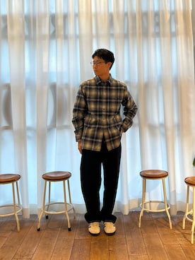 「秋のシャツ着こなし術」｜「アイテム（シューズ）」を使った、堂免祐太さん（メンズ・171cm）の秋コーディネート