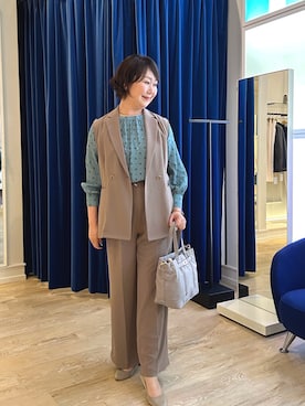 「アイテム（テーラードジャケット、イエロー系）」を使った、TAKAGIさん（レディース・164cm）の秋コーディネート