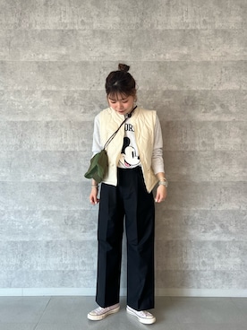 「ミッキー」｜「アイテム（スラックス）」を使った、kotani.さん（レディース・165cm）の春コーディネート