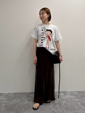 「アイテム（スカート、ブラウン系）」を使った、sakina さん（レディース・158cm）の夏コーディネート