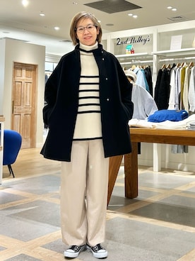 「サテンパンツ」｜「アイテム（その他アウター）」を使った、umezawa_nolさん（レディース・167cm）の秋コーディネート