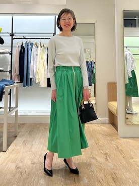 「アイテム（ニット/セーター、シルバー系）」を使った、umezawa_nolさん（レディース・167cm）の冬コーディネート