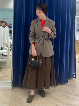 「アイテム（ボストンバッグ、ブルー系）」を使った、nol tanakaさん（レディース・160cm）の秋コーディネート