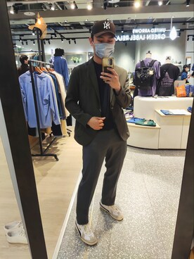 Billy Darvishさんのコーディネート