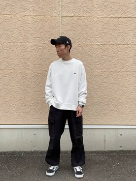 「ITEMS URBANRESEARCH（アイテムズ アーバンリサーチ）のウエストイージー ポリカーゴパンツ（その他パンツ、ブラック系）」を使った、tsubasaさん（メンズ・170cm）の冬コーディネート