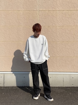 「ITEMS URBANRESEARCH（アイテムズ アーバンリサーチ）の『XLサイズあり』刺繍ジャカードロングスリーブカットソー（スウェット、ホワイト系）」を使った、tsubasaさん（メンズ・170cm）の冬コーディネート