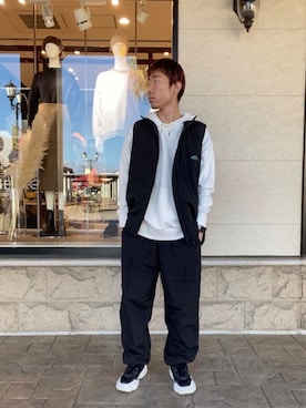 「アイテム（ダウンベスト）」を使った、tsubasaさん（メンズ・170cm）の秋コーディネート