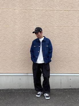 「ITEMS URBANRESEARCH（アイテムズ アーバンリサーチ）のウエストイージー ポリカーゴパンツ（その他パンツ、ブラック系）」を使った、tsubasaさん（メンズ・170cm）の冬コーディネート