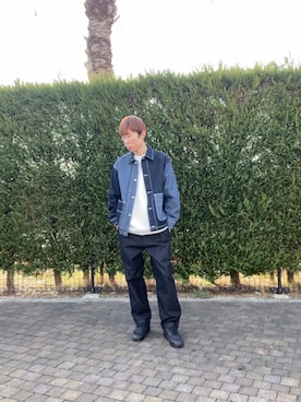 「ITEMS URBANRESEARCH（アイテムズ アーバンリサーチ）のクールタッチ デニムイージーパンツ（その他パンツ、ブラック系）」を使った、tsubasaさん（メンズ・170cm）の春コーディネート