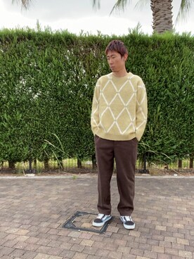 「ITEMS URBANRESEARCH（アイテムズ アーバンリサーチ）のウォッシャブル ラインダイヤ シャギーニット（ニット/セーター、イエロー系）」を使った、tsubasaさん（メンズ・170cm）の秋コーディネート