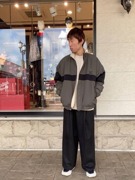 「ITEMS URBANRESEARCH（アイテムズ アーバンリサーチ）のROYAL ARMY リバーシブルジャケット（ブルゾン、グリーン系）」を使った、tsubasaさん（メンズ・170cm）の秋コーディネート