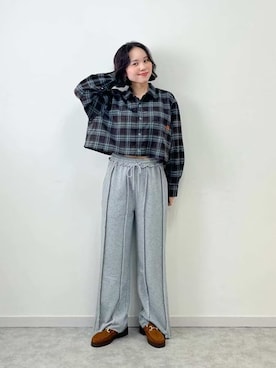 「アイテム（その他シューズ）」を使った、eriさん（レディース・160cm）の秋コーディネート