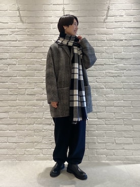 「アイテム（ストール/ショール）」を使った、TOMORROWLAND_shinpoさん（レディース・164cm）の冬コーディネート