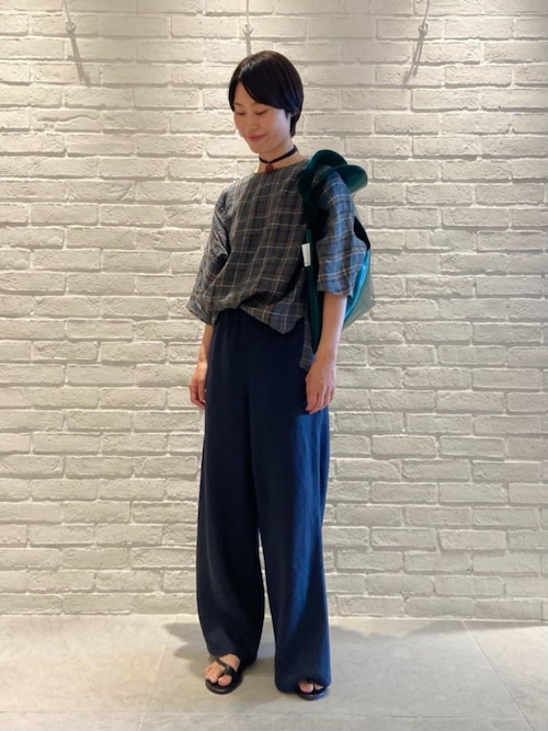 NOBLE リネンクルーネックブルゾン ブルー Noble（ノーブル）の「リネンダンガリーワッシャークルーネック