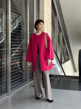 「アイテム（ノーカラーコート）」を使った、加藤ゆりさん（レディース・163cm）の秋コーディネート