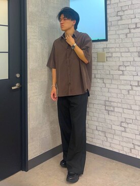 「RAGEBLUE（レイジブルー）のTRストレッチ/バギーワイドパンツ（スラックス、ブラック系）」を使った、soma0702さん（メンズ）の夏コーディネート