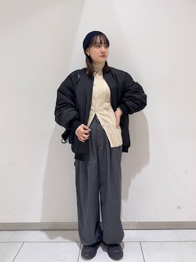 「KBF（ケイビーエフ）のアイテム（スラックス）」を使った、あおいさん（レディース・158cm）の秋コーディネート