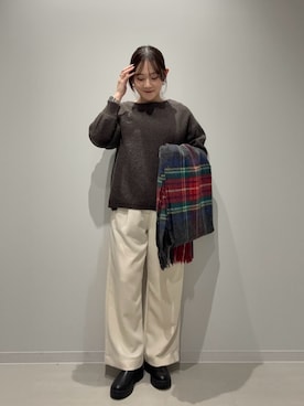 「アイテム（マフラー）」を使った、あおいさん（レディース・158cm）の秋コーディネート