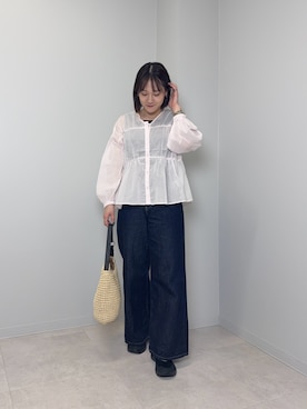 「URBAN RESEARCH DOORS（アーバンリサーチドアーズ）の『UR TECH』コットンギャザーVネックブラウス（シャツ/ブラウス、ピンク系）」を使った、あおいさん（レディース・158cm）の春コーディネート