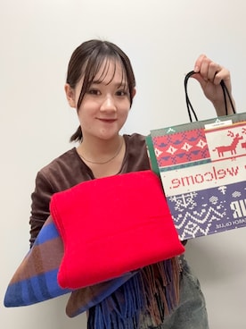 「アイテム（ストール/ショール）」を使った、あおいさん（レディース・158cm）の冬コーディネート
