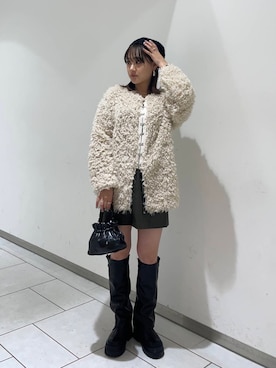 「KBF（ケイビーエフ）のカバーデザインロングブーツ（ブーツ）」を使った、あおいさん（レディース・158cm）の秋コーディネート