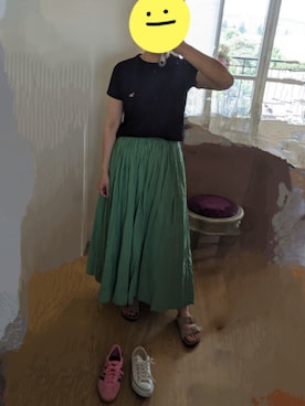 「coca（coca）（コカ）のアイテム（スカート）」を使った、wearradlさん（レディース・163cm）の春コーディネート