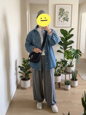 「アイテム（帽子）」を使った、wearradlさん（レディース・163cm）の春コーディネート