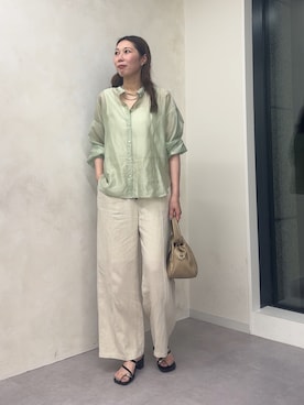「Jena espace merveilleux(ジェナ エスパスメルヴェイユ)のシアーバックラッフルシャツ(シャツ/ブラウス、グリーン系)」を使った、jenachikaさん(レディース・166cm)の春コーディネート
