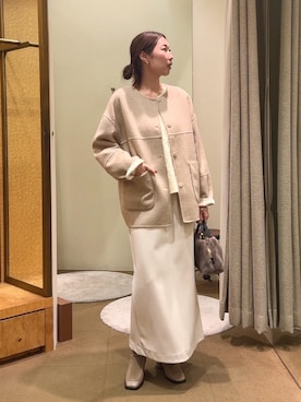 「アイテム（ノーカラージャケット）」を使った、jenachikaさん（レディース・166cm）の秋コーディネート