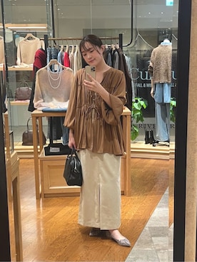 「アイテム（ボストンバッグ）」を使った、RUNAさん（レディース・158cm）の秋コーディネート