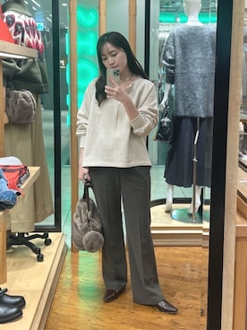 「アイテム（チョーカー）」を使った、RUNAさん（レディース・158cm）の秋コーディネート