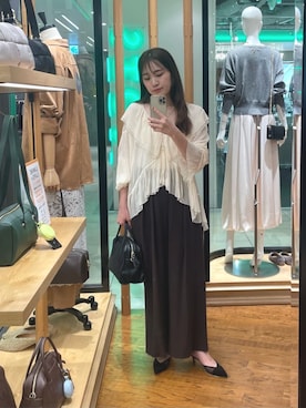 「ブラウスコーデ」｜「アイテム（アクセサリー）」を使った、RUNAさん（レディース・158cm）の秋コーディネート