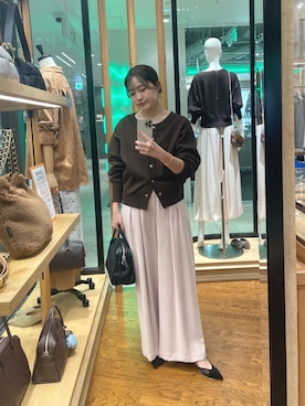 「レディースファッション」｜「アイテム（スラックス）」を使った、RUNAさん（レディース・158cm）の秋コーディネート