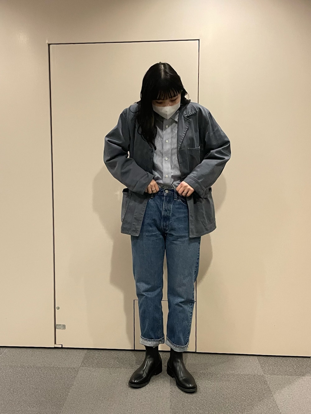 BEAMS BOYのデニムパンツを使った「サイドゴアブーツ」の人気