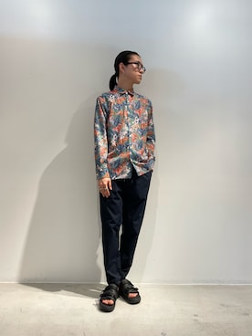 「フラワープリント」｜「アイテム（スラックス）」を使った、Kiyoさん（メンズ・173cm）の春コーディネート