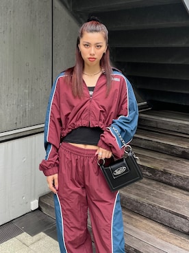「秋」｜「アイテム（ナイロンジャケット）」を使った、下村こころさん（レディース・164cm）の夏コーディネート